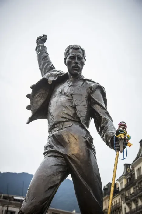 Framed Print : Freddy Mercury Statue, Montreux, Lake Geneva, Vaud, Switzerland Framed Print : Freddy Mercury Statue, Montreux, Lake Geneva, Vaud, Switzerland