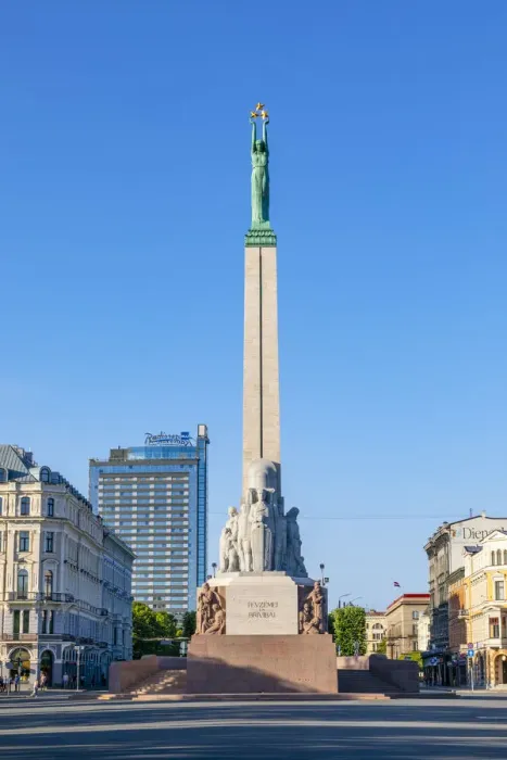 Framed Print : The Freedom Monument, Riga, Latvia, Northern Europe Framed Print : The Freedom Monument, Riga, Latvia, Northern Europe