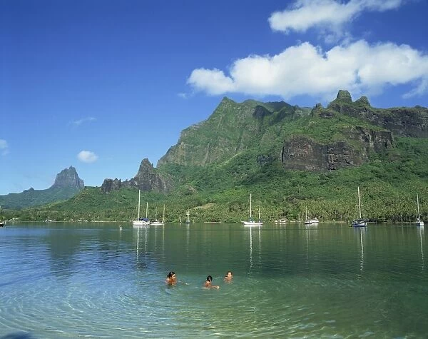 French Polynesia, Tahiti, Moorea Island, Cooks Bay