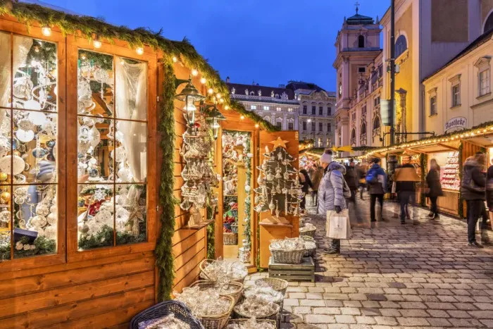 Framed Print : Freyung Christmas Market, Vienna, Austria
