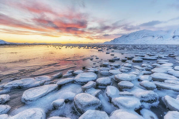 Frozen bay of Adventdalen in late winter, Longyearbyen, Svalbard
