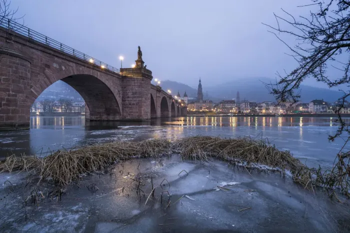 Framed Print : Frozen Neckar river and Old Bridge, Heidelberg, Baden-Wurttemberg, Germany Framed Print : Frozen Neckar river and Old Bridge, Heidelberg, Baden-Wurttemberg, Germany