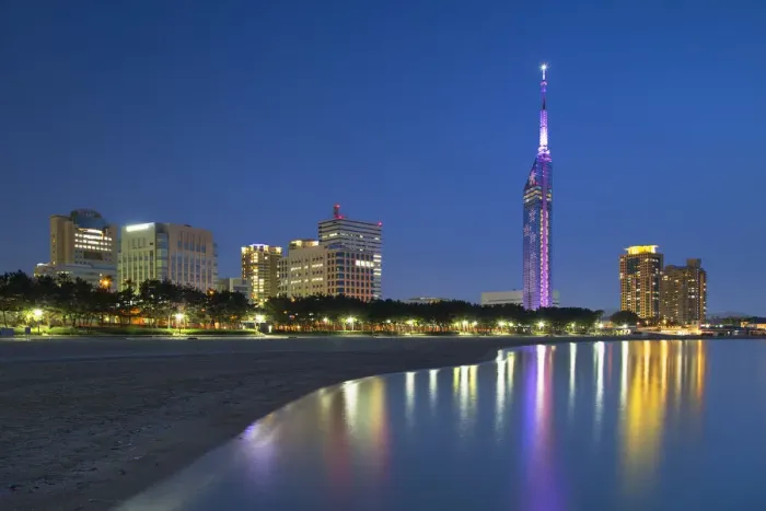 Framed Print : Fukuoka Tower at dusk, Fukuoka, Kyushu, Japan Framed Print : Fukuoka Tower at dusk, Fukuoka, Kyushu, Japan