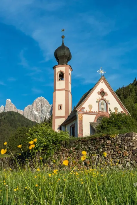 Framed Print : Funes Valley, Dolomites, South Tyrol, Italy. The church San Giovanni in Ranui