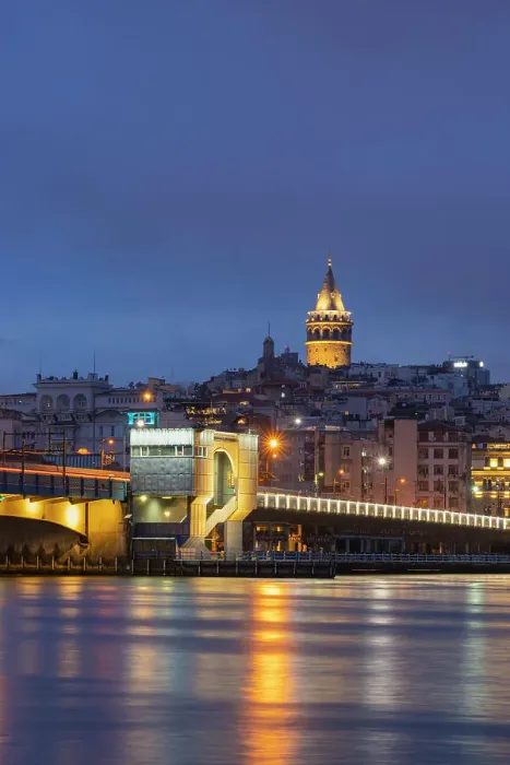 Framed Print : Galata Bridge and Galata Tower at twilight, Beyoglu District, Istanbul Province, Turkey Framed Print : Galata Bridge and Galata Tower at twilight, Beyoglu District, Istanbul Province, Turkey