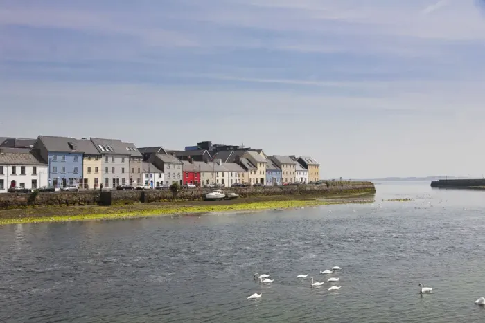 Framed Print : Galway, Ireland. Multicoloured houses by the harbour Framed Print : Galway, Ireland. Multicoloured houses by the harbour