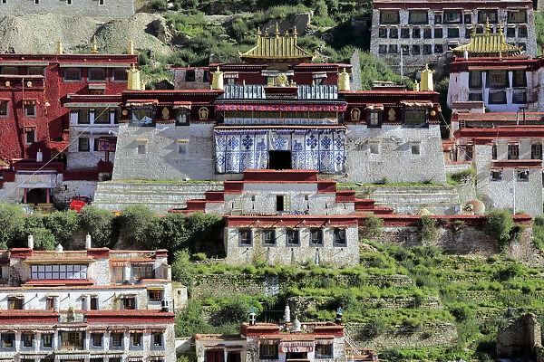 Ganden Monastery, Wangbur Mountain, Lhasa, Tibet, China