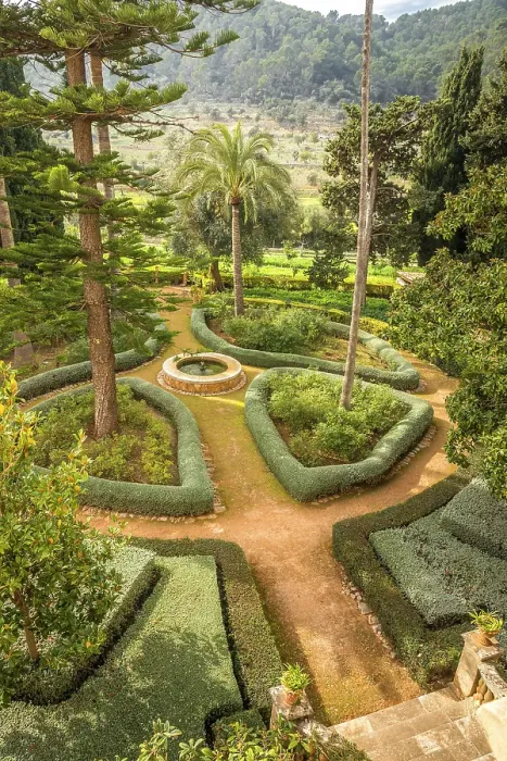 Framed Print : Garden of the manor house of the Raixa estate, Bunyola, Mallorca, Balearic Islands, Spain Framed Print : Garden of the manor house of the Raixa estate, Bunyola, Mallorca, Balearic Islands, Spain
