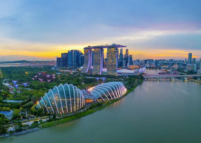 Framed Print : Gardens by the Bay & Marina Bay Sands Hotel, Singapore Framed Print : Gardens by the Bay & Marina Bay Sands Hotel, Singapore