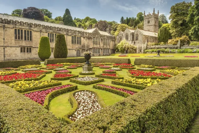 Framed Print : Gardens of Lanhydrock House at Bodmin, Cornwall, England