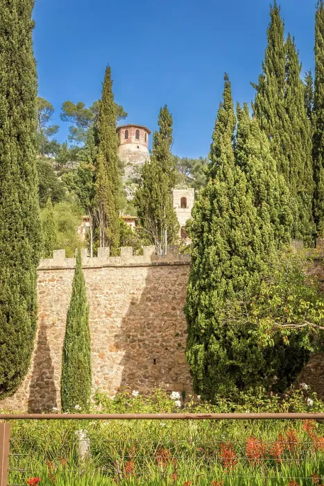 Framed Print : Gardens of the Raixa Estate, Bunyola, Mallorca, Balearic Islands, Spain Framed Print : Gardens of the Raixa Estate, Bunyola, Mallorca, Balearic Islands, Spain