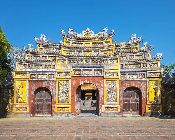 Gate to the To Mieu Temple Complex, Imperial City, Huế, Thừa Thien-Huế Province, Vietnam