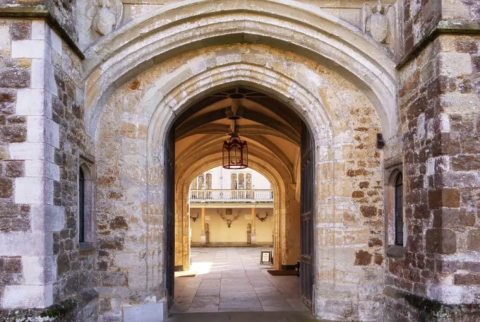 Framed Print : The gateway in the Archbishop Bourchier's Tower, British country house and former archbishop's palace, Knole, Kent, England