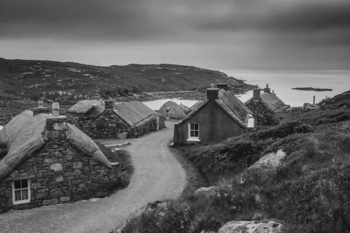 Framed Print : Gearrannan Blackhouse Village, Isle of Lewis, Outer Hebrides, Scotland Framed Print : Gearrannan Blackhouse Village, Isle of Lewis, Outer Hebrides, Scotland