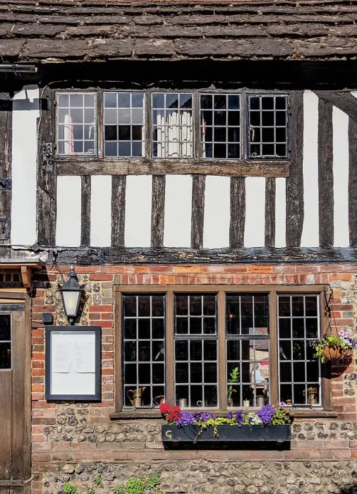 Framed Print : The George Inn, detailed view, Alfriston, Wealden District, East Sussex, England, United Kingdom Framed Print : The George Inn, detailed view, Alfriston, Wealden District, East Sussex, England, United Kingdom