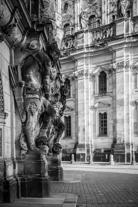 Framed Print : Georgentor (City Gate), Residenzschloss (Dresden Castle), Dresden, Saxony, Germany Framed Print : Georgentor (City Gate), Residenzschloss (Dresden Castle), Dresden, Saxony, Germany
