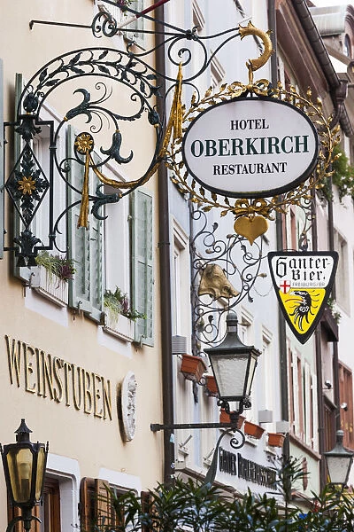 Germany, Baden-Wurttemburg, Black Forest, Freiburg-im-Breisgau, Altstadt, Old Town
