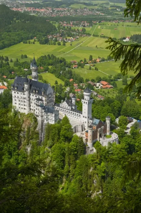 Framed Print : Germany, Bavaria (Bayern), Neuschwanstein Castle Framed Print : Germany, Bavaria (Bayern), Neuschwanstein Castle