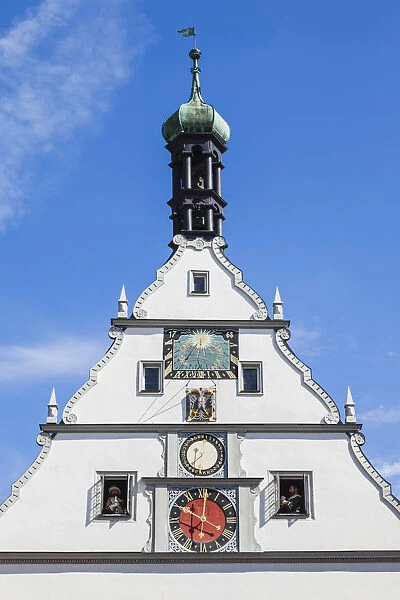 Germany, Bavaria, Romantic Road, Rothenburg ob der Tauber, Facade of The Ratstrinkstube