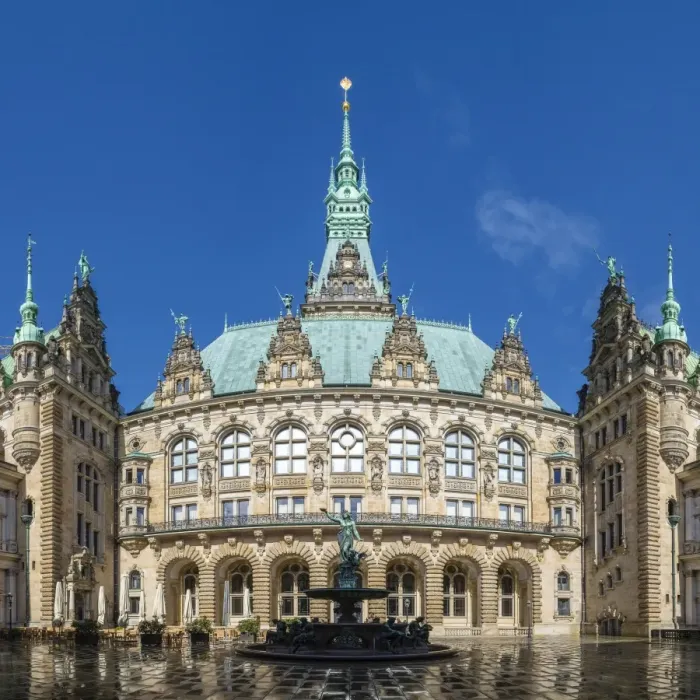 Framed Print : Germany, Hamburg. Rear facade and courtyard of Hamburg Rathaus (City Hall) Framed Print : Germany, Hamburg. Rear facade and courtyard of Hamburg Rathaus (City Hall)
