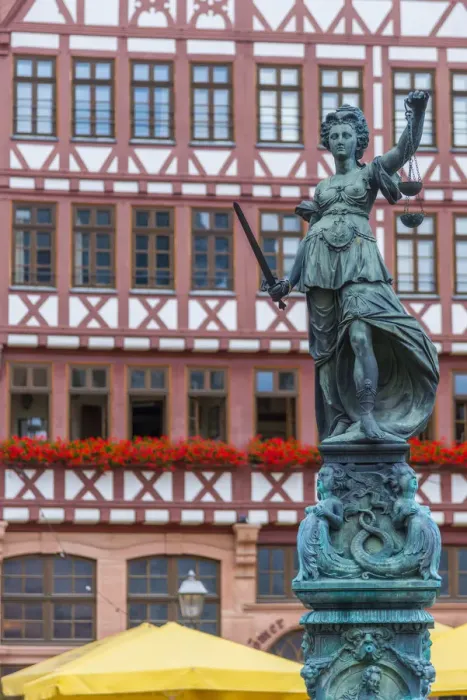 Framed Print : Germany, Hessen, Frankfurt Am Main, Altstadt (Old Town), Romerberg Framed Print : Germany, Hessen, Frankfurt Am Main, Altstadt (Old Town), Romerberg