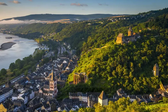 Framed Print : Germany, Rhineland Palatinate, Bacharach and Burg Stahleck (Stahleck Castle), River Rhine Framed Print : Germany, Rhineland Palatinate, Bacharach and Burg Stahleck (Stahleck Castle), River Rhine