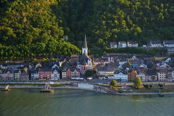 Germany, Rhineland Palatinate, Sankt Goar across River Rhine
