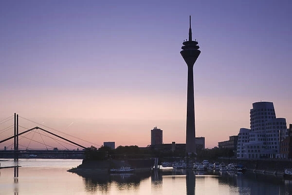 Germany, Rhineland-Westphalia, Dusseldorf, Medienhafen and Rhein Tower