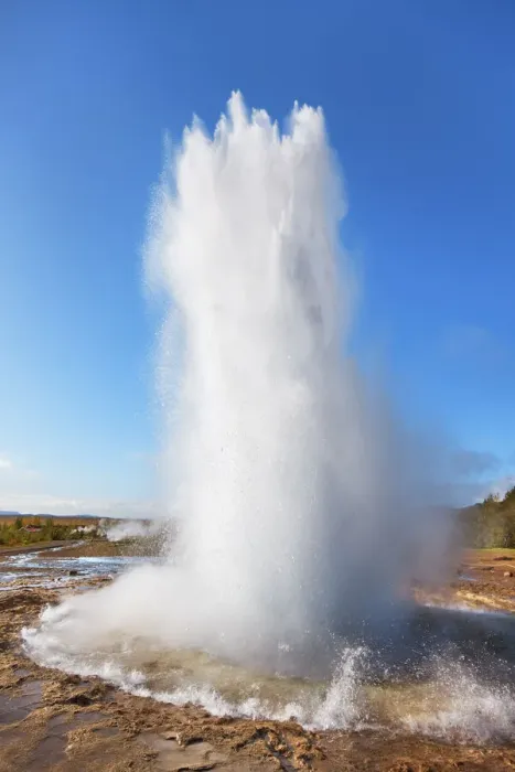 Framed Print : Geyser Strokkur erupting - Iceland, Southern Region, Haukadalur, Strokkur Framed Print : Geyser Strokkur erupting - Iceland, Southern Region, Haukadalur, Strokkur