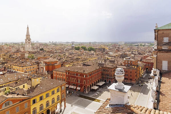 Ghirlandina tower from top of Military Academy Palace in Piazza Roma