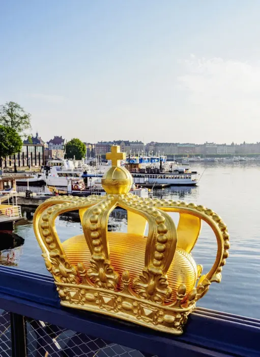 Framed Print : Gilded Crown on Skeppsholmsbron, Stockholm, Stockholm County, Sweden Framed Print : Gilded Crown on Skeppsholmsbron, Stockholm, Stockholm County, Sweden