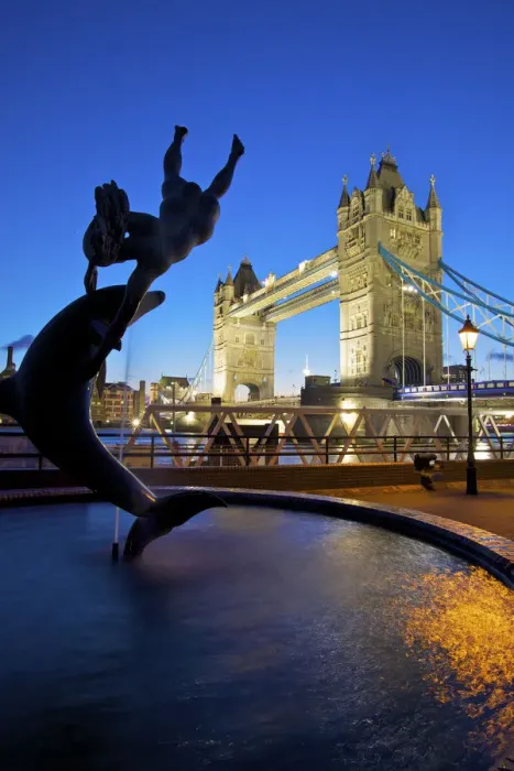 Framed Print : Girl and Dolphin and Tower Bridge, London, England Framed Print : Girl and Dolphin and Tower Bridge, London, England