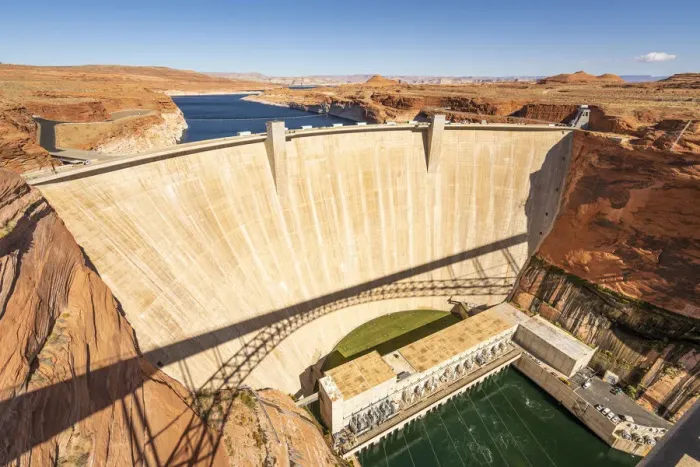 Framed Print : Glen Canyon Dam on Lake Powell during sunny day, Page, Arizona, USA Framed Print : Glen Canyon Dam on Lake Powell during sunny day, Page, Arizona, USA