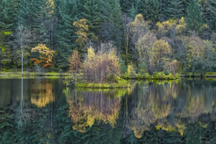 Framed Print : Glencoe Lochan Reflections, Highland Region, Scotland Framed Print : Glencoe Lochan Reflections, Highland Region, Scotland