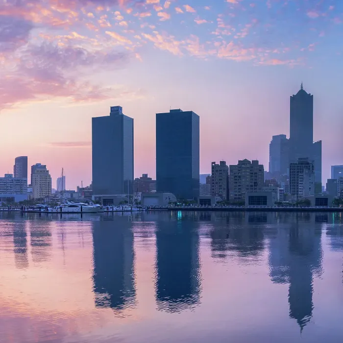 Framed Print : Glory Pier, 85 Sky Tower and skyscrapers at dawn, Kaohsiung, Taiwan Framed Print : Glory Pier, 85 Sky Tower and skyscrapers at dawn, Kaohsiung, Taiwan