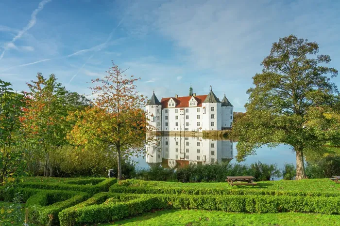 Framed Print : Glucksburg castle, Glucksburg, Schleswig-Flensburg, Schleswig-Holstein, Germany Framed Print : Glucksburg castle, Glucksburg, Schleswig-Flensburg, Schleswig-Holstein, Germany