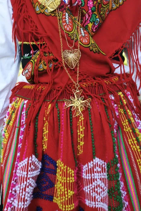 Framed Print : Gold necklace and traditional costume (Lavradeira) of Minho Framed Print : Gold necklace and traditional costume (Lavradeira) of Minho