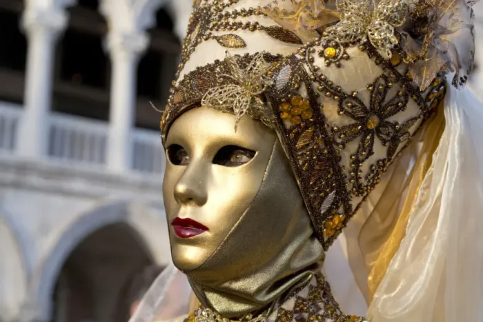 Framed Print : Golden mask and costume at the Carnival, Piazza San Marco (St. Marks Square)