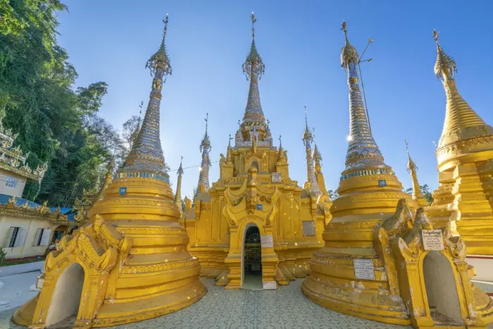 Framed Print : Golden shrines at Shwe Oo Min Pagoda, Kalaw, Kalaw Township, Taunggyi District Framed Print : Golden shrines at Shwe Oo Min Pagoda, Kalaw, Kalaw Township, Taunggyi District