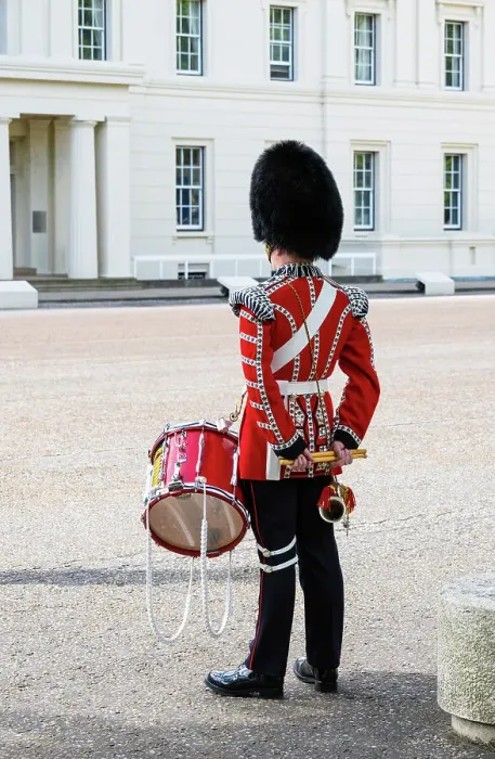 Framed Print : A Goldstream band musician, at Changing the Guard ceremony (Guard Mounting) outside Wellington Barracks, London, England Framed Print : A Goldstream band musician, at Changing the Guard ceremony (Guard Mounting) outside Wellington Barracks, London, England