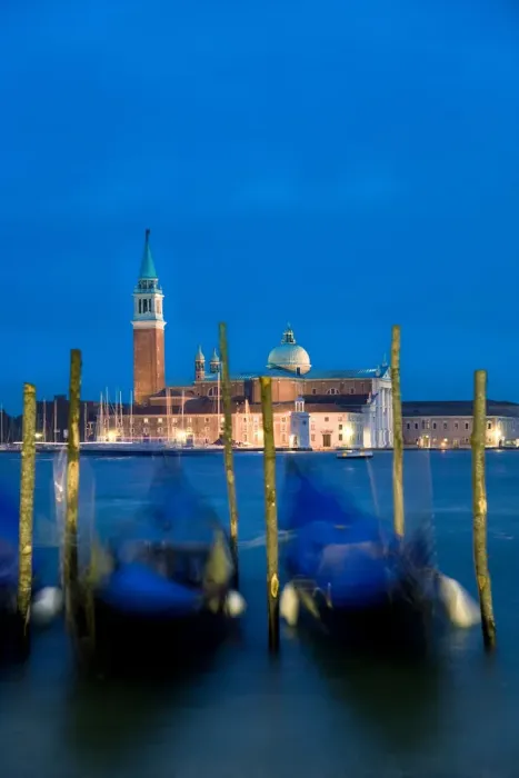 Framed Print : Gondolas & San Giorgio Maggiore, Venice, Veneto, Italy Framed Print : Gondolas & San Giorgio Maggiore, Venice, Veneto, Italy