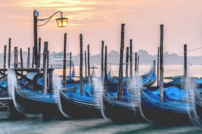 Framed Print : Gondolas in Venice at sunrise, Venice, Veneto, Italy Framed Print : Gondolas in Venice at sunrise, Venice, Veneto, Italy