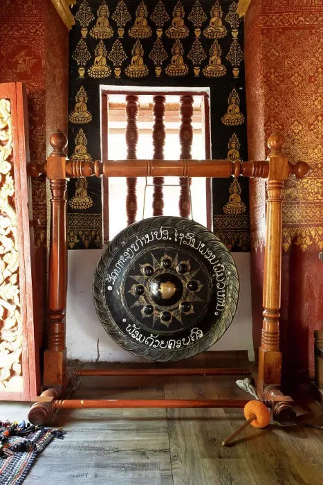 Framed Print : Gong inside Wat Pak Khan Khammungkhun, Luang Prabang (ancient capital of Laos on the Mekong river), Laos Framed Print : Gong inside Wat Pak Khan Khammungkhun, Luang Prabang (ancient capital of Laos on the Mekong river), Laos