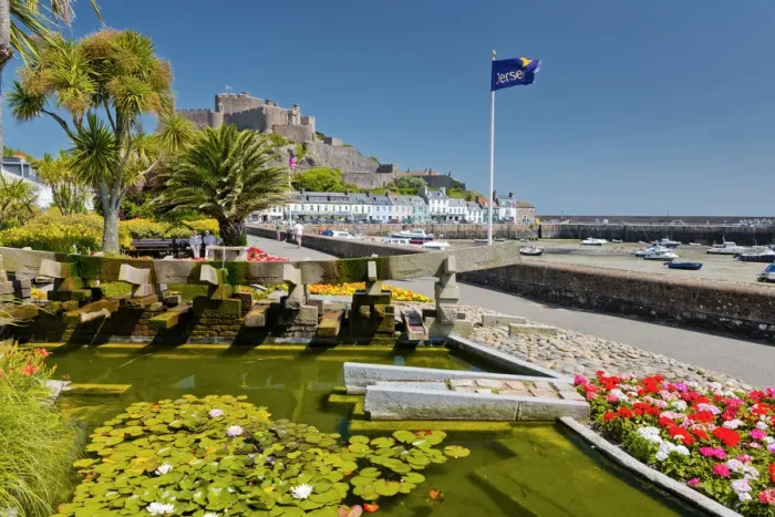 Framed Print : Gorey Castle, Mont Orgueil, Jersey, Channel Islands Framed Print : Gorey Castle, Mont Orgueil, Jersey, Channel Islands