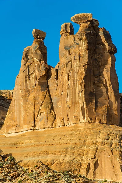 The Three Gossips sandstone tower, Arches National Park, Utah, USA