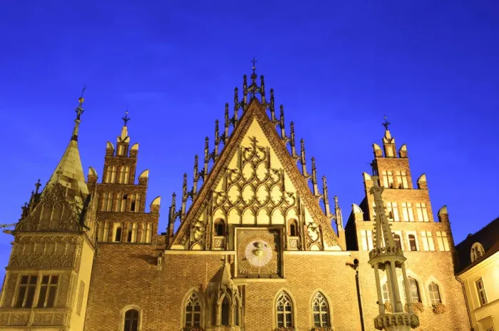Framed Print : The gothic Old Town Hall (Stary Ratusz) at the Rynek (Market Square) Framed Print : The gothic Old Town Hall (Stary Ratusz) at the Rynek (Market Square)