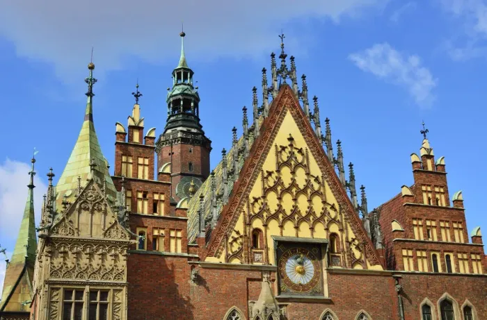 Framed Print : The gothic Old Town Hall (Stary Ratusz) at the Rynek (Market Square) Framed Print : The gothic Old Town Hall (Stary Ratusz) at the Rynek (Market Square)