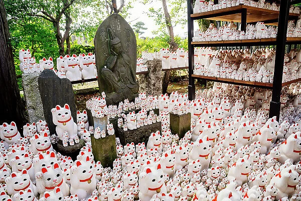 Gotokuji temple near Tokyo, Japan - home to thousands of manekineko cat statues