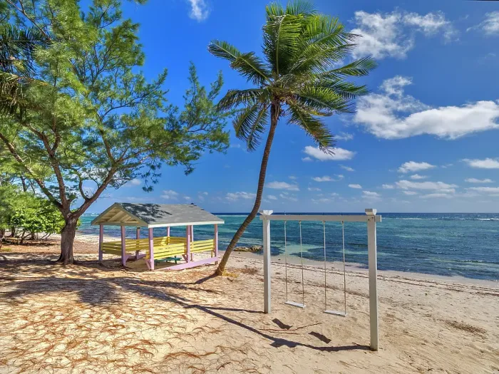 Framed Print : Governor Russell Beach, Grand Cayman, Cayman Islands, British West Indies Framed Print : Governor Russell Beach, Grand Cayman, Cayman Islands, British West Indies
