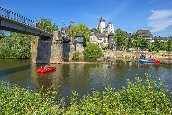Grafenschloss castle with river Lahn, Diez an der Lahn, Rhineland-Palatine, Germany